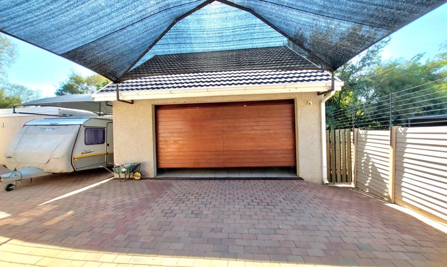 5 Bedroom Property for Sale in Brits North West